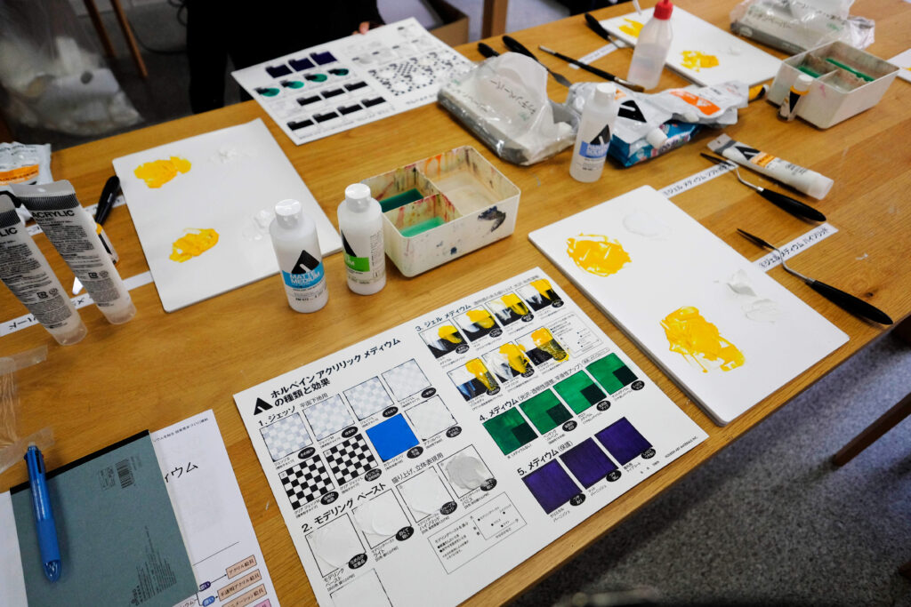 ホルベイン開くリリックメディウムワークショップ|見本を作る