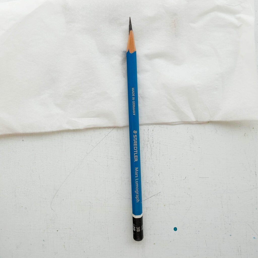 デッサン鉛筆を削った